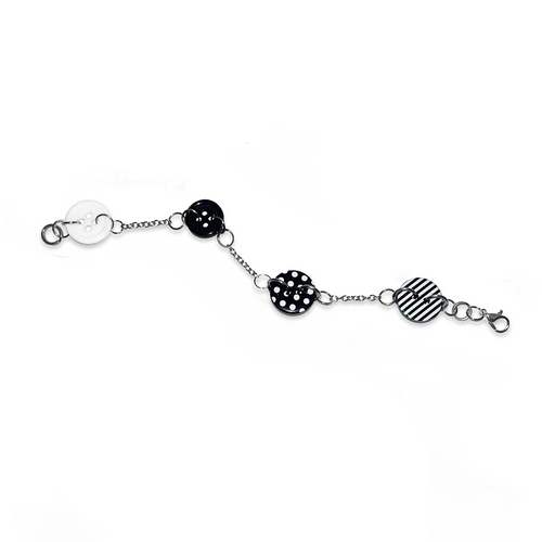 button bracelet